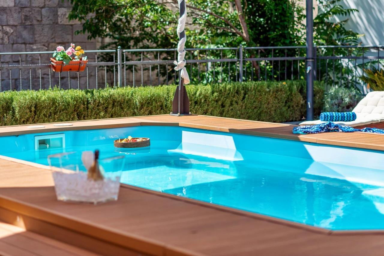 Evala Luxury Rooms With Pool And Garden スプリト エクステリア 写真